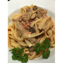 TAGLIATELLE ALLA BOSCAIOLA